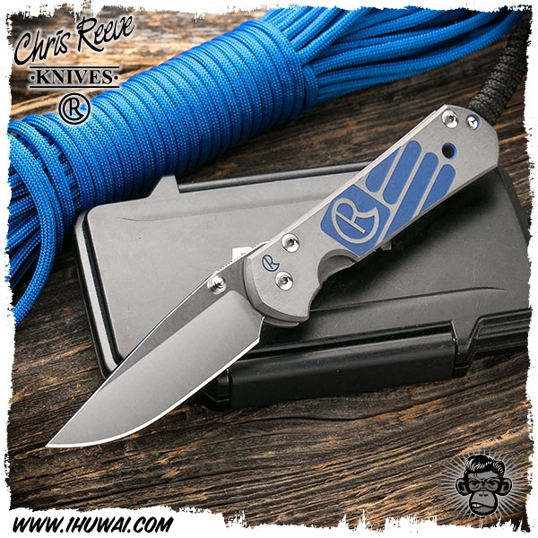 美国克里斯里夫/Chris Reeve Knives: Sebenza 21 Small Graphic - Patriotic 沙本沙21小号纯钛雕花柄“CR爱国者”S35VN钢水滴头经典折刀