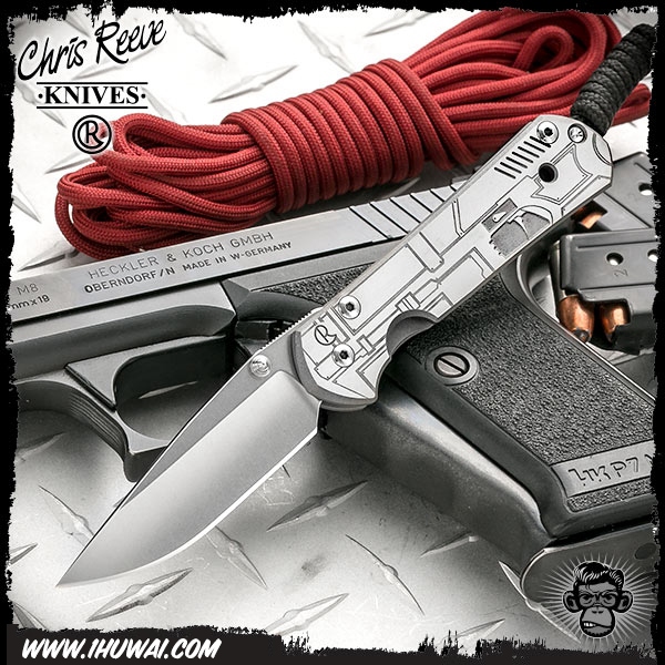 美国克里斯里夫/Chris Reeve Knives: Sebenza 21 Small Graphic - Side Arm 沙本沙21小号纯钛雕花柄“Glock主题”S35VN钢水滴头经典折刀