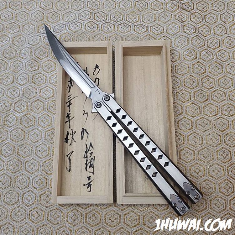 日本 Ryworx 定制 限量版  Balisong