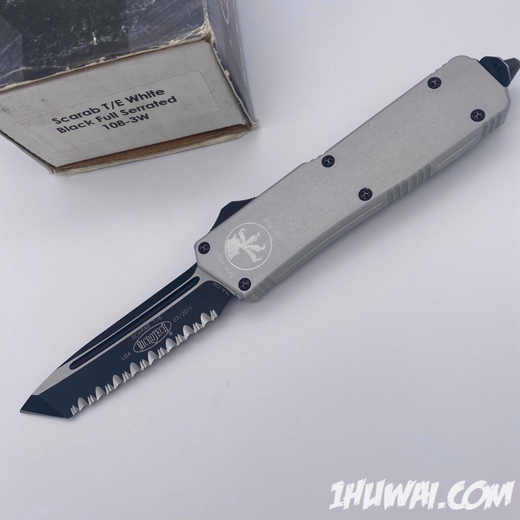 Microtech 微技术 2011年 White Scarab 白色全齿 “圣甲虫 ​”